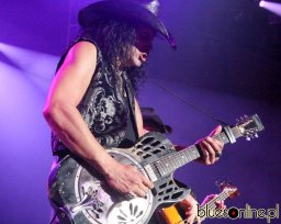 Eric Sardinas &amp; Big Motor (24)